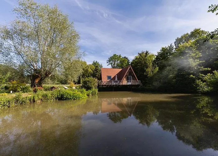Les Lodges De Malbrough